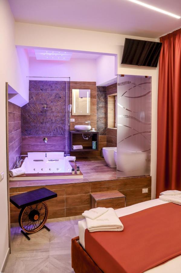 Bed and breakfast Twin Towers Naples Luxury Extérieur photo