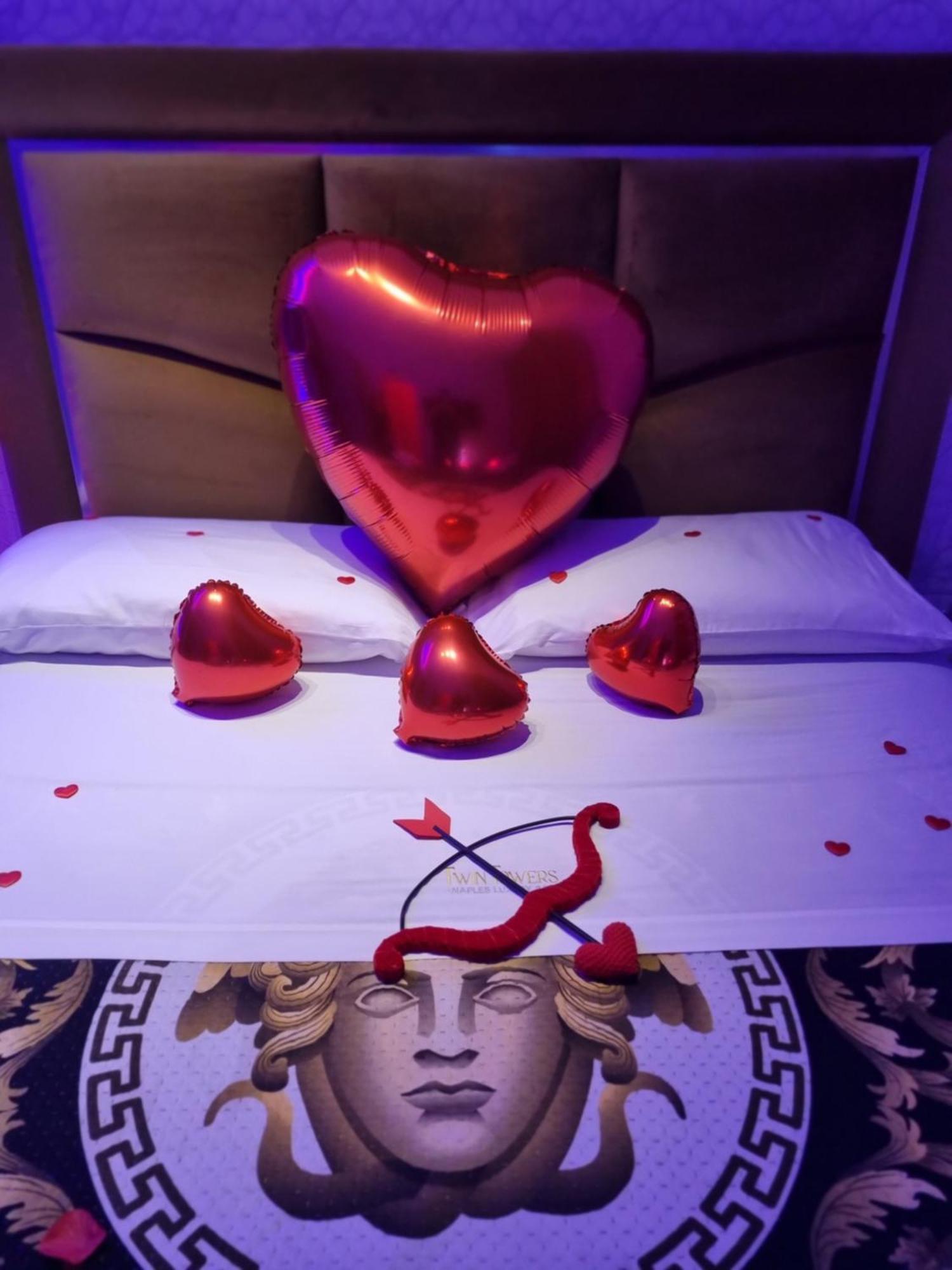 Bed and breakfast Twin Towers Naples Luxury Extérieur photo