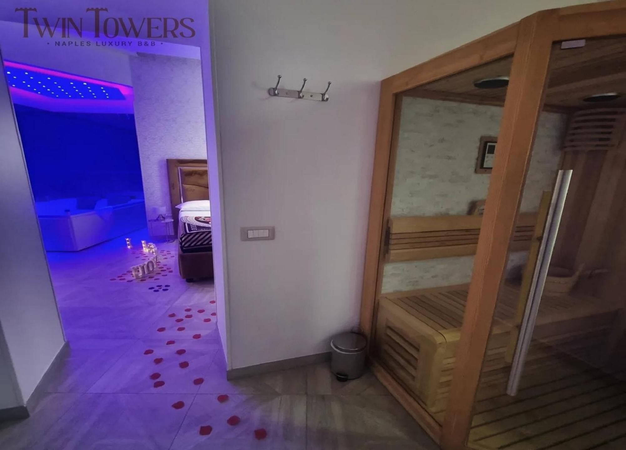 Bed and breakfast Twin Towers Naples Luxury Extérieur photo