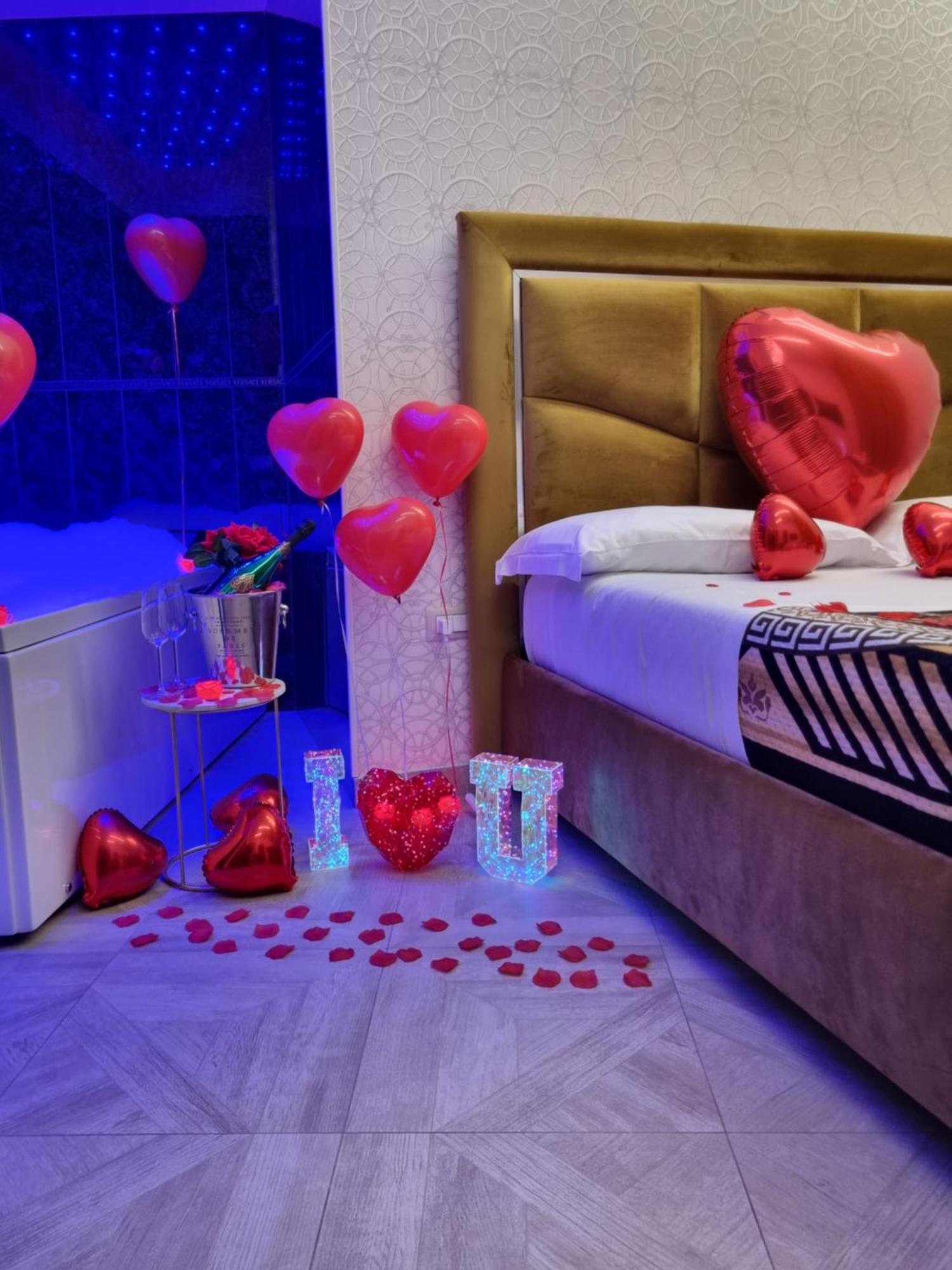 Bed and breakfast Twin Towers Naples Luxury Extérieur photo